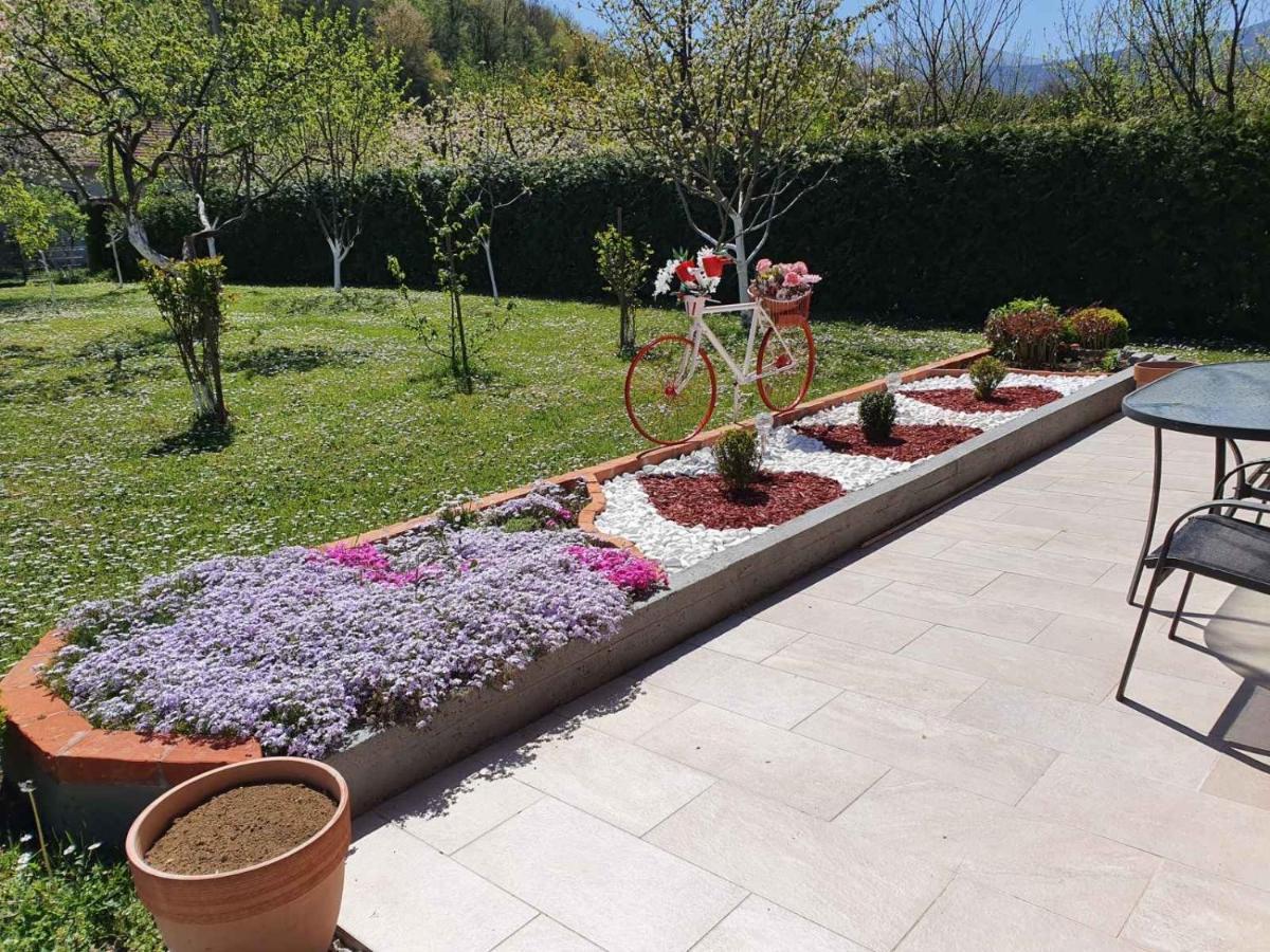 Home Eden Dobrenica Bihac Exterior photo